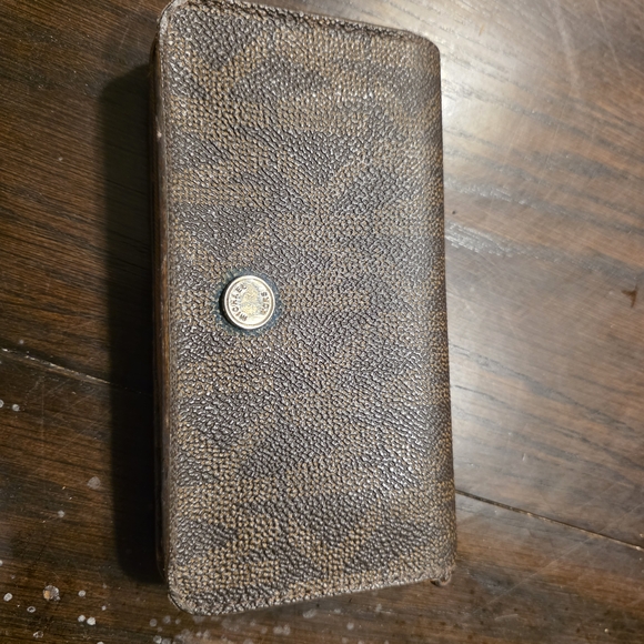 Michael Kors Other - Michael Kors Jet Set Travel Small Smartphone Wallet